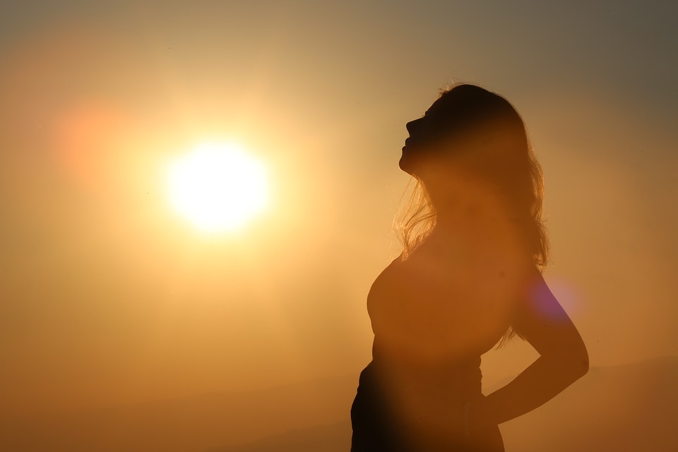 Could Bright Light Therapy Be the Drug-Free Answer to Depression? New Study Reveals Hopeful Results