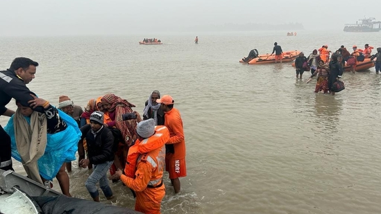 100 Devotees Rescued in Ganga River