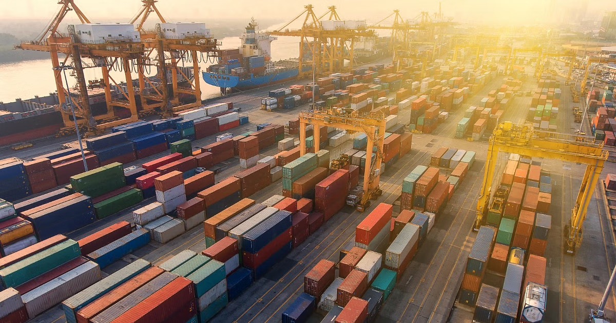 India’s Trade Deficit Narrows Sharply in February
